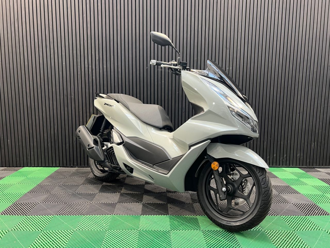 Used Honda PCX125 for sale - 78693582: Photo 6