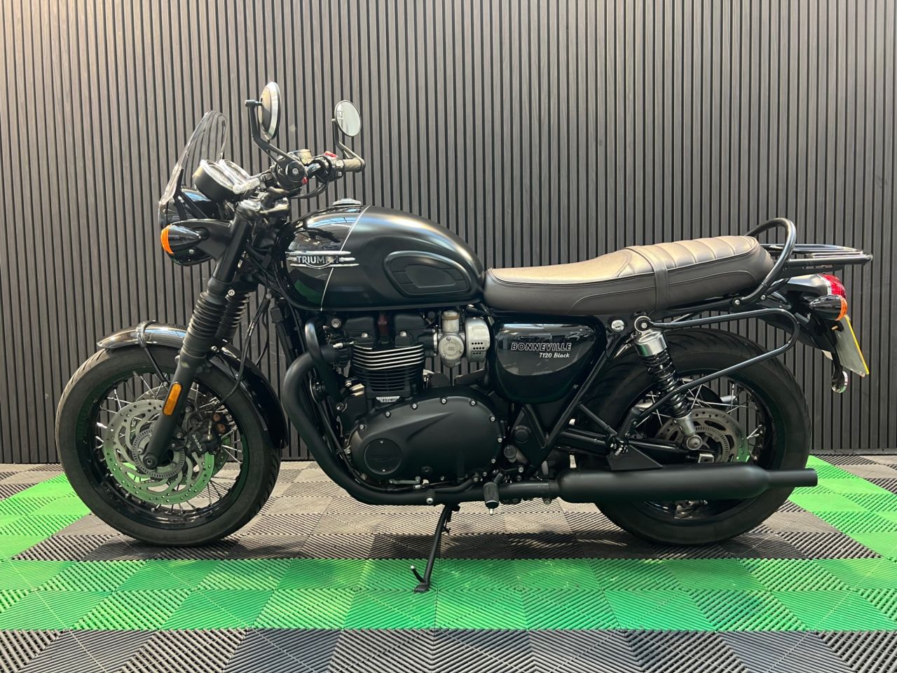 Used Triumph Bonneville T120 for sale - 78435134: Photo 9