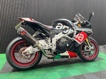 Used Aprilia RSV4 undefined for sale - bike-79284743: Photo
