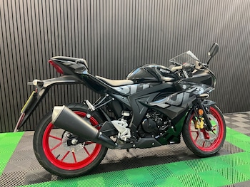 Used Suzuki GSXR125 undefined for sale - bike-78435451: Photo