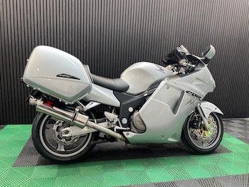 Used Honda CBR1100XX Super Blackbird undefined for sale - bike-78552432: Photo