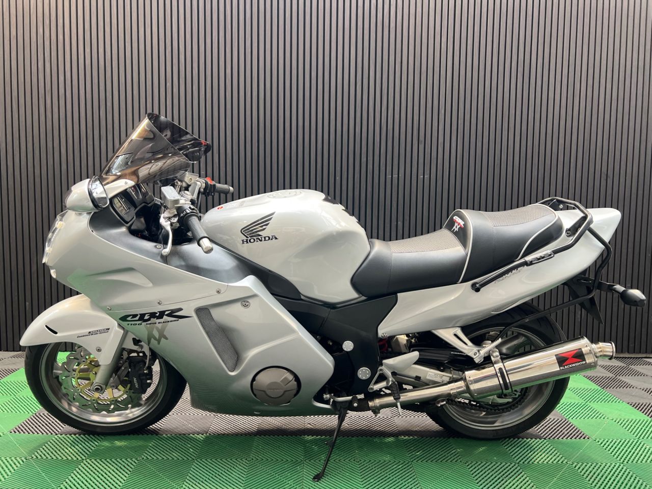 Used Honda CBR1100XX Super Blackbird for sale - 78552432: Photo 7