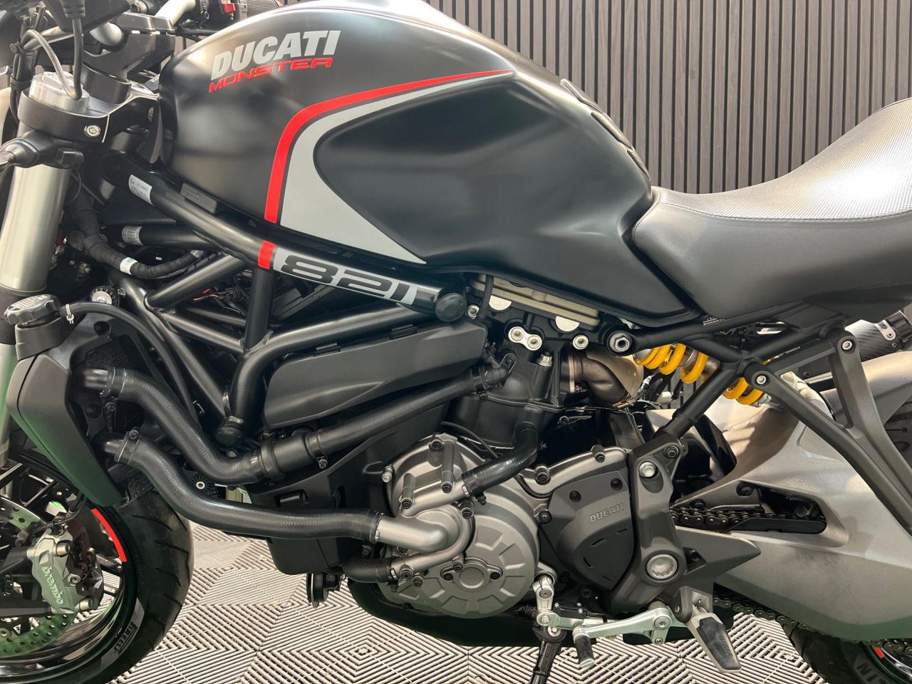 Used Ducati Monster 821 for sale - 78434540: Photo 19