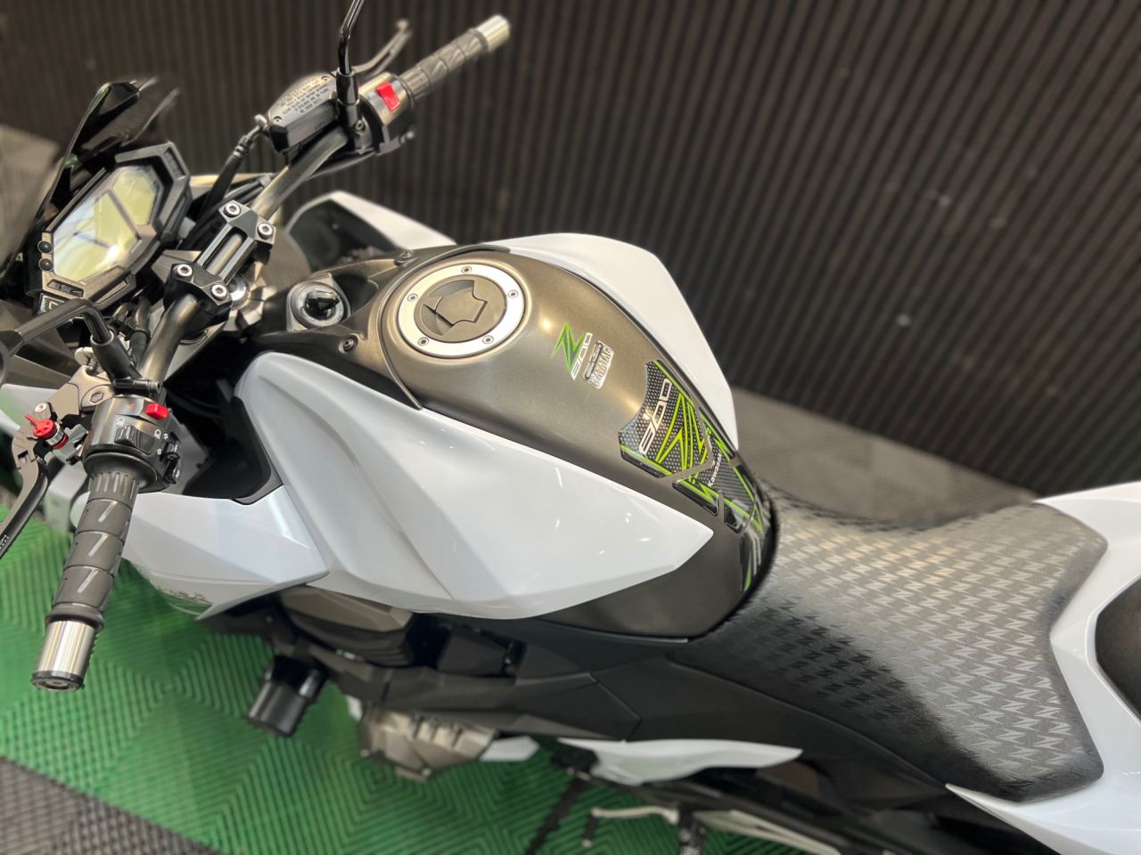 Used Kawasaki Z800 for sale - 78434555: Photo 22