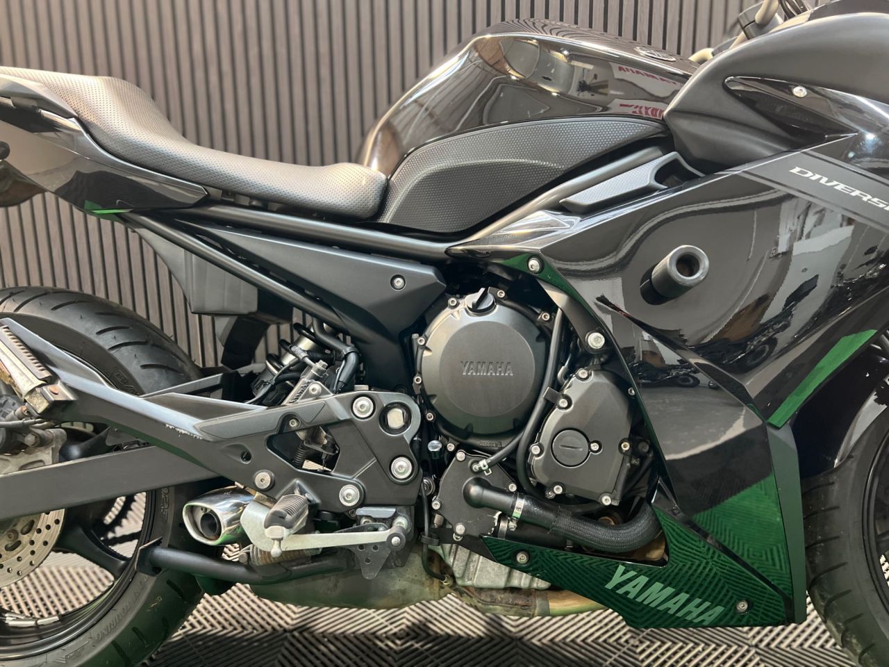 Used Yamaha XJ6 for sale - 78434628: Photo 13