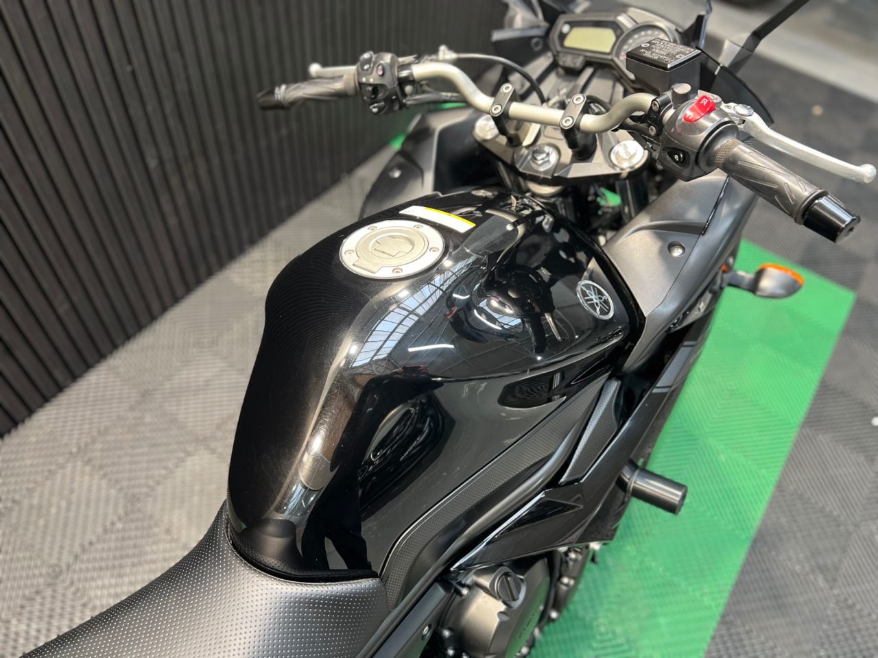 Used Yamaha XJ6 for sale - 78434628: Photo 16