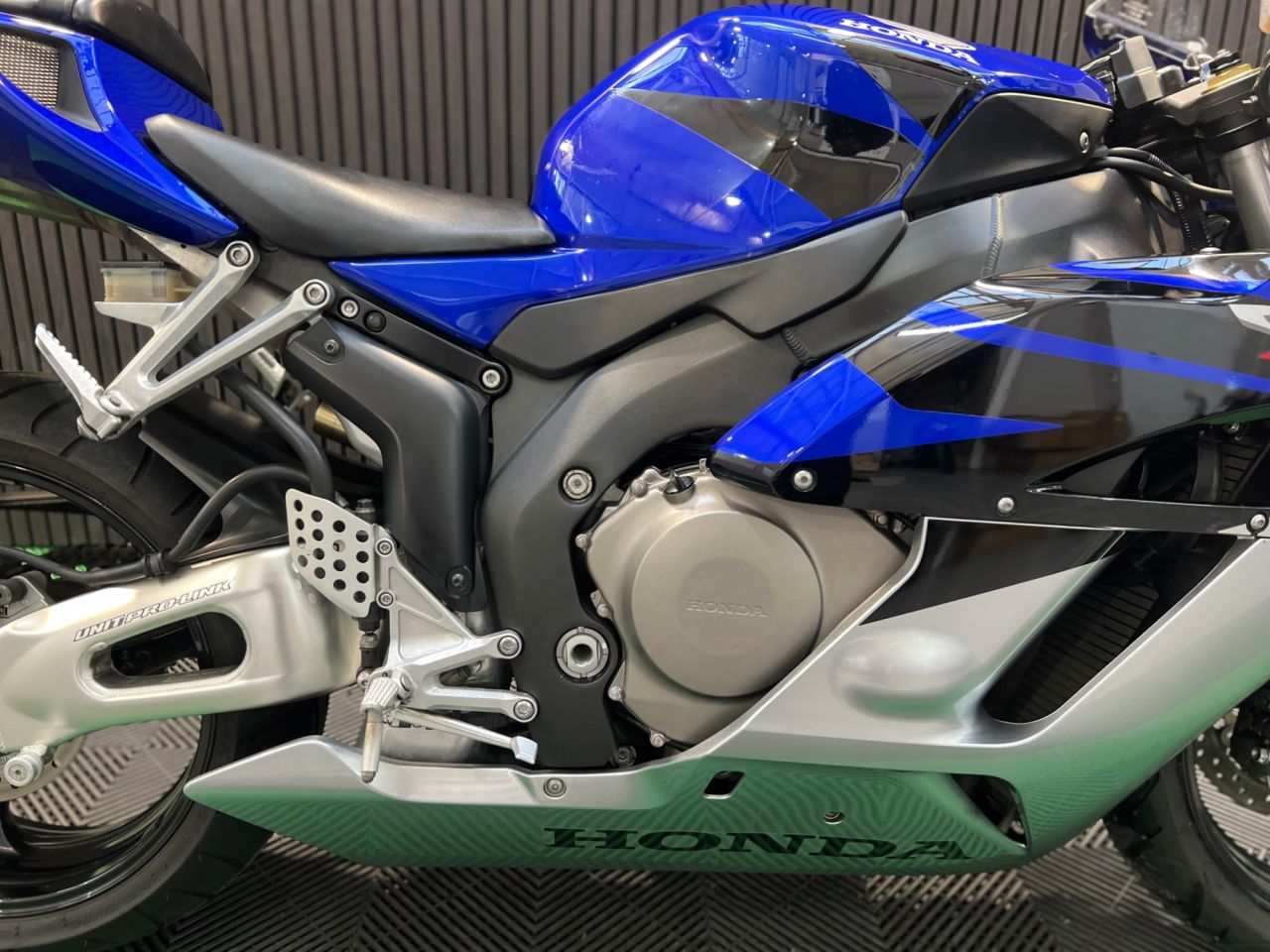 Used Honda CBR1000RR Fireblade for sale - 78435351: Photo 13