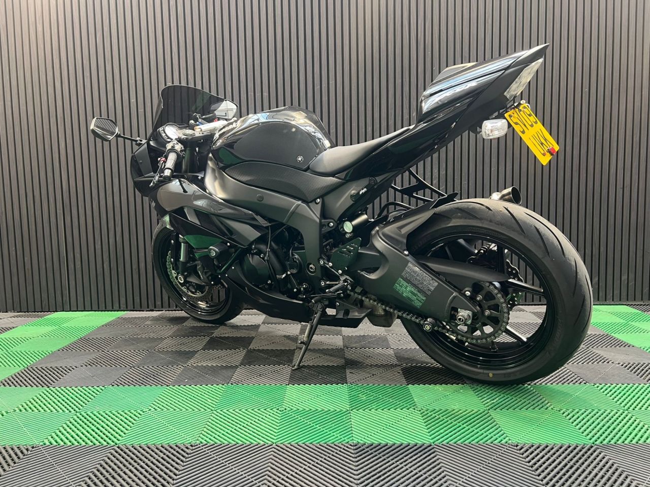 Used Kawasaki ZZR600 for sale - 78951501: Photo 10