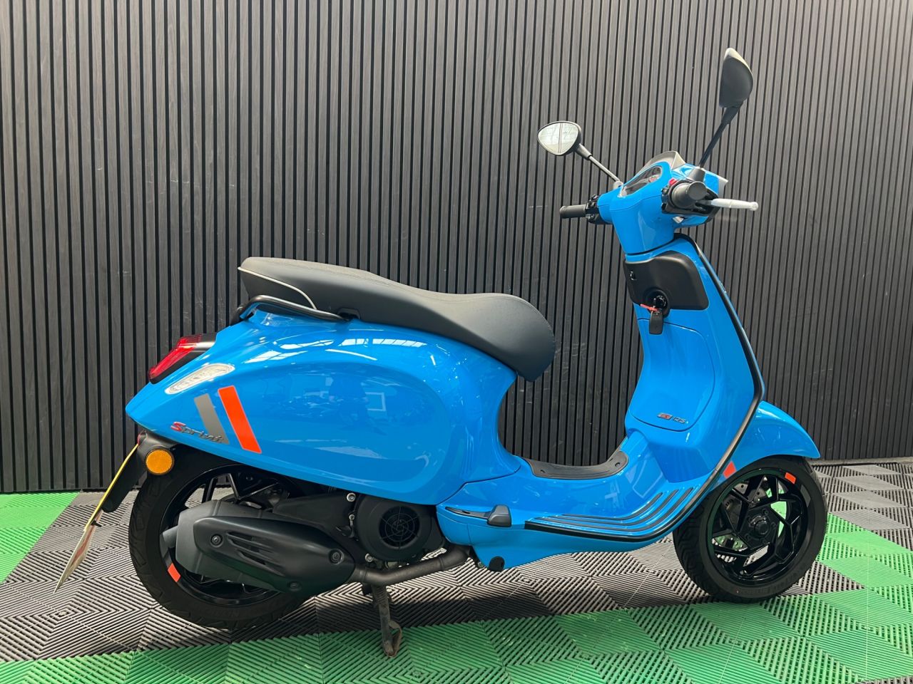 Used Piaggio Vespa Sprint for sale - 78765616: Photo 4