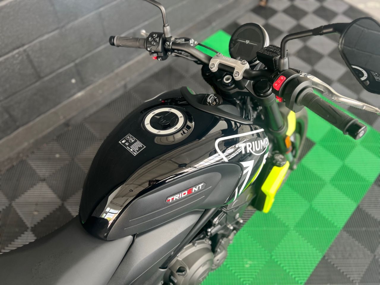 Used Triumph Trident for sale - 78434496: Photo 16