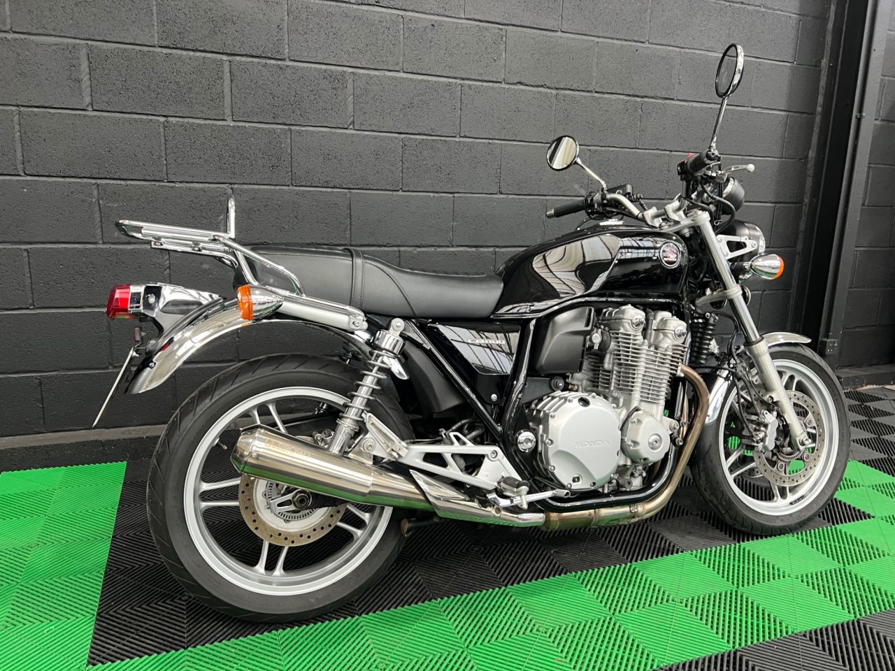 Used Honda CB1100 for sale - 78435511: Photo 4