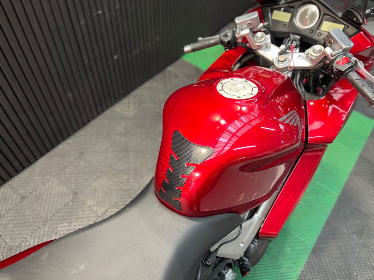 Used Honda VFR800F for sale - 78434743: Photo 16