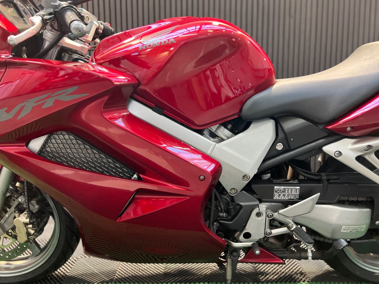 Used Honda VFR800F for sale - 78434743: Photo 19
