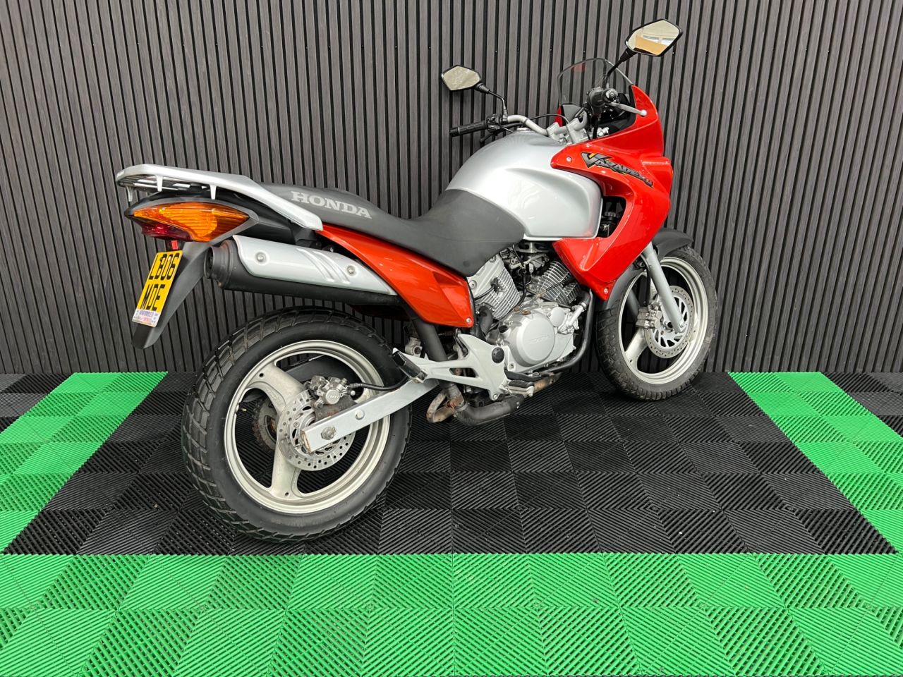 Used Honda XL125 Varadero for sale - 78435438: Photo 11