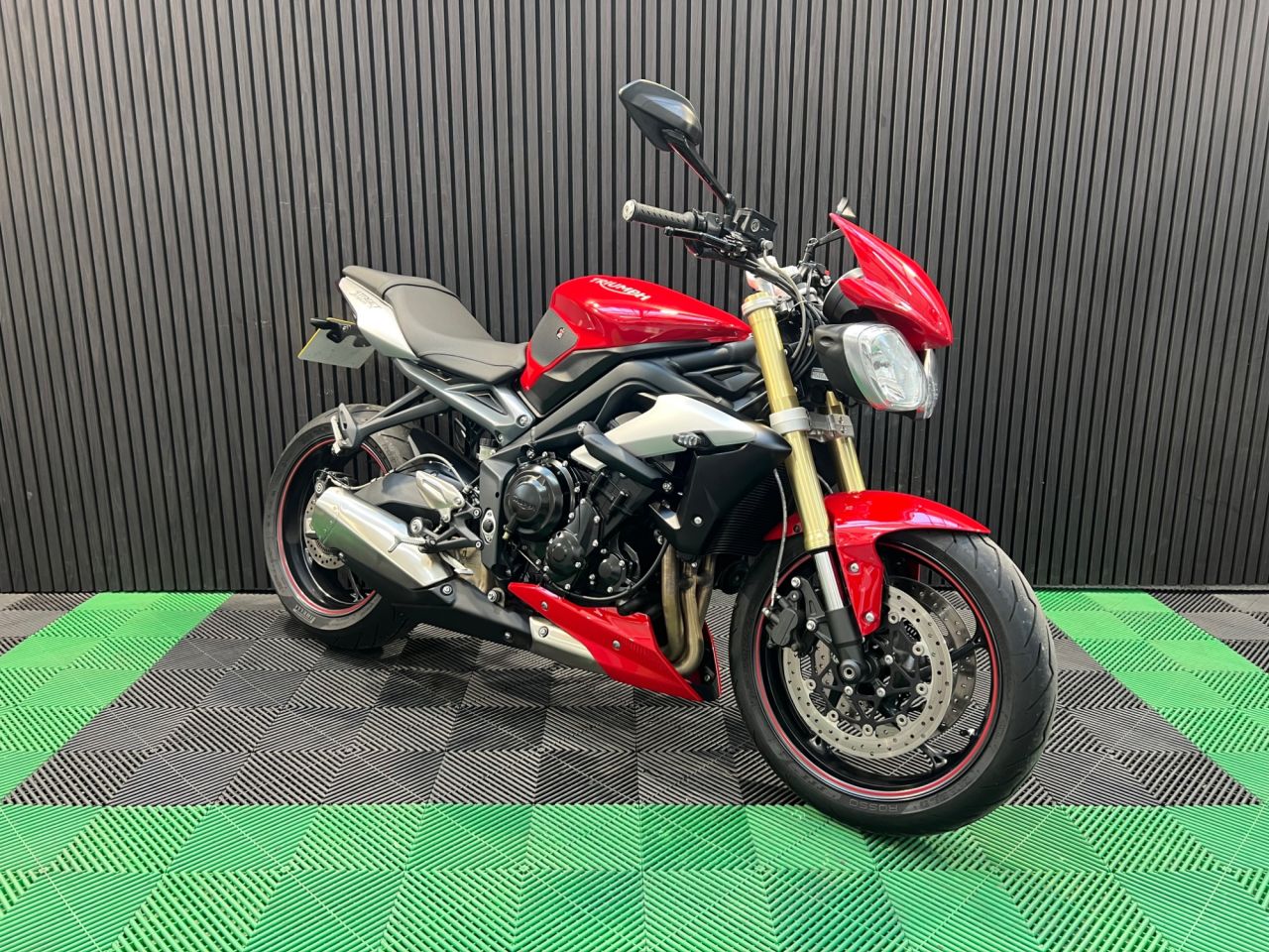 Used Triumph Street Triple 675 for sale - 78435196: Photo 6