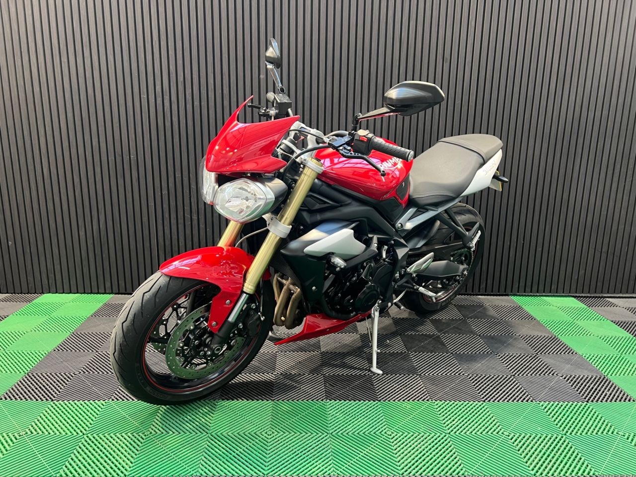 Used Triumph Street Triple 675 for sale - 78435196: Photo 9