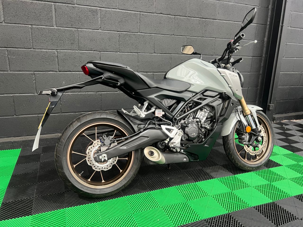 Used Honda CB125R for sale - 78435252: Photo 4