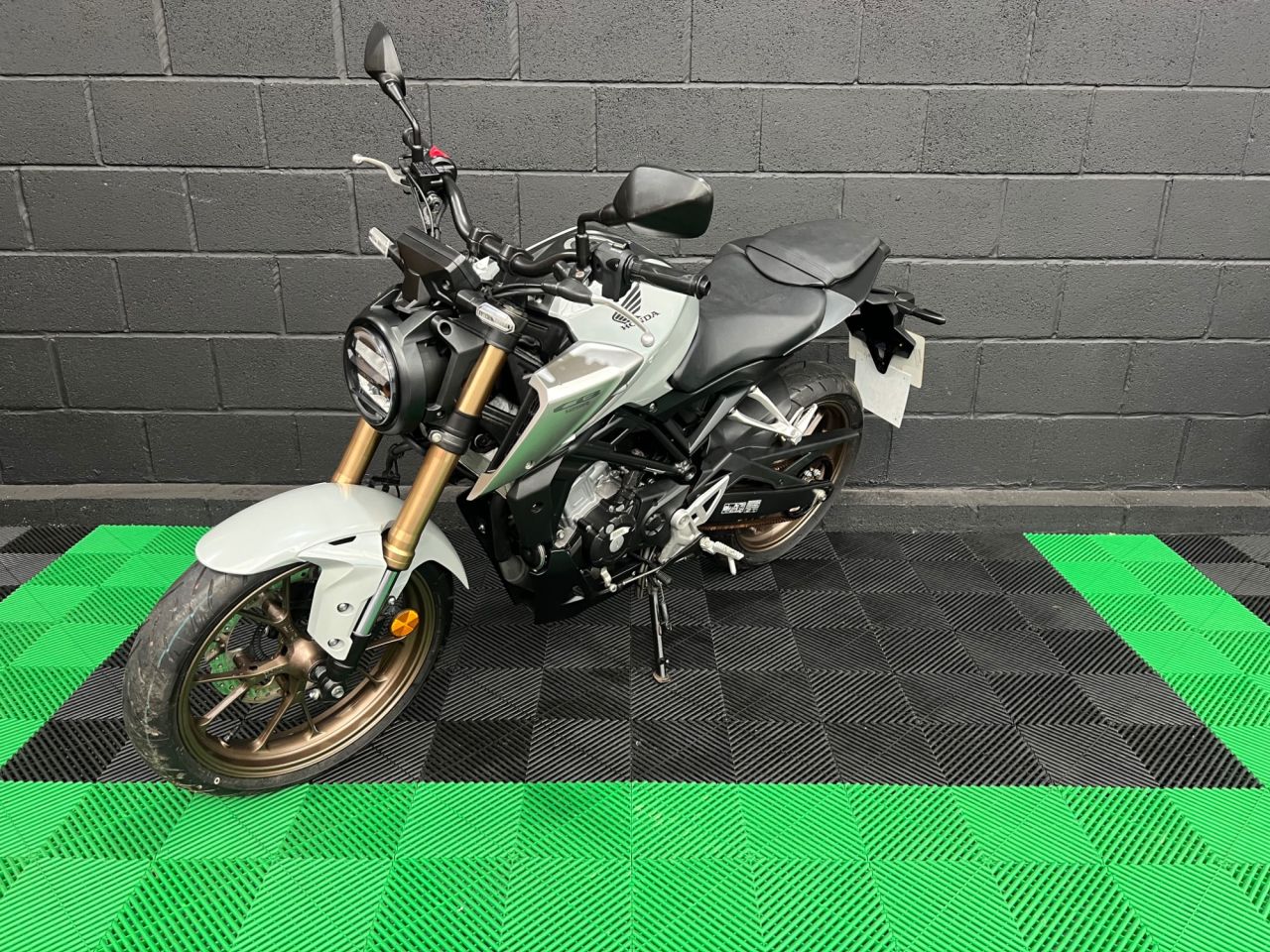 Used Honda CB125R for sale - 78435252: Photo 9