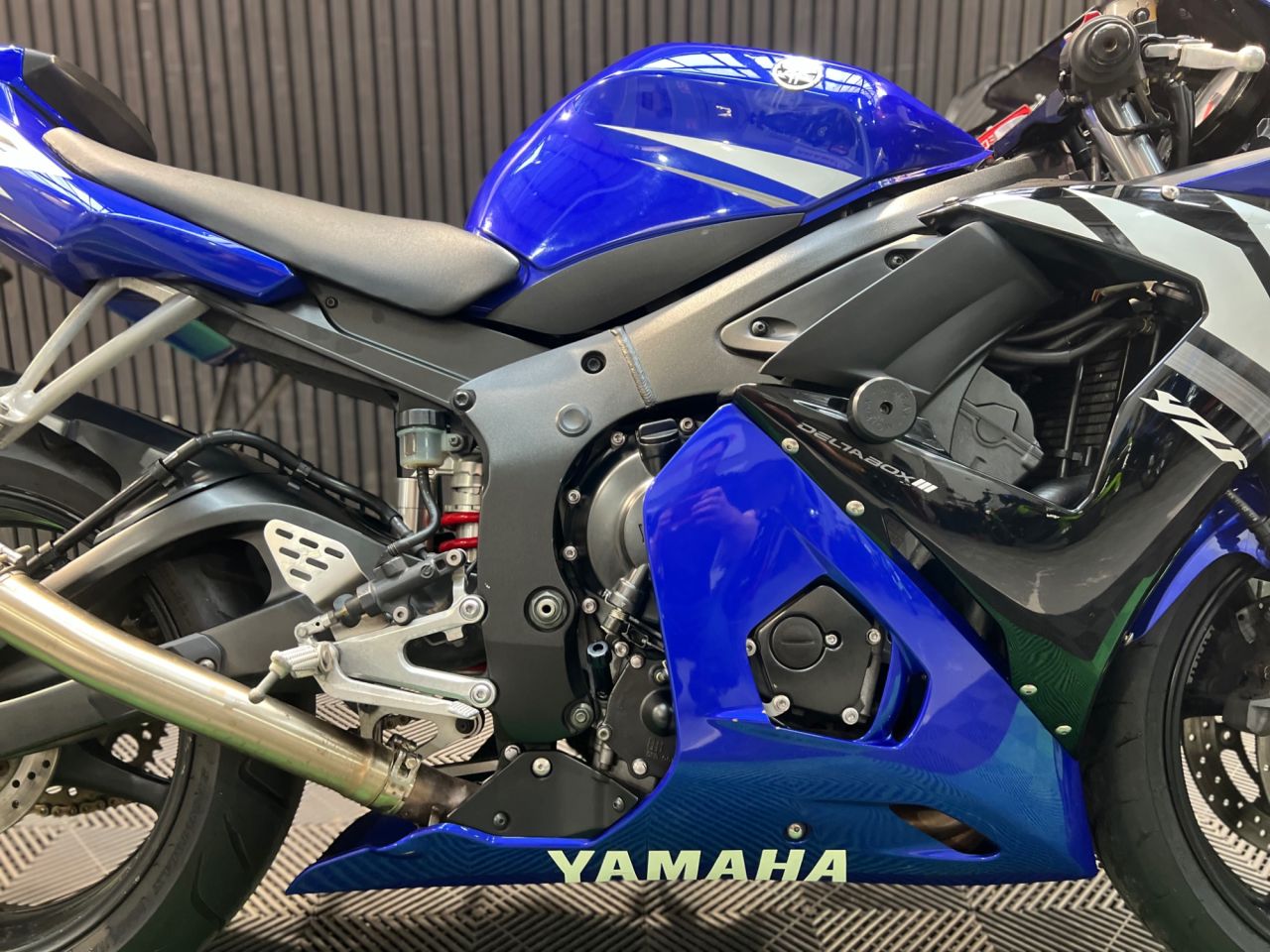 Used Yamaha R6 for sale - 78871567: Photo 13
