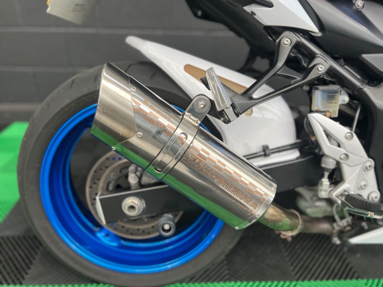 Used Suzuki GSR750 for sale - 78434712: Photo 12