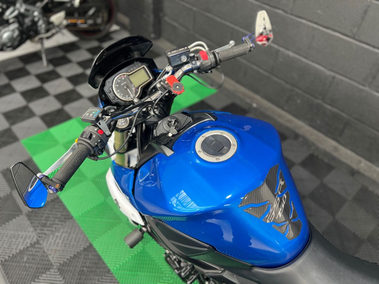 Used Suzuki GSR750 for sale - 78434712: Photo 22
