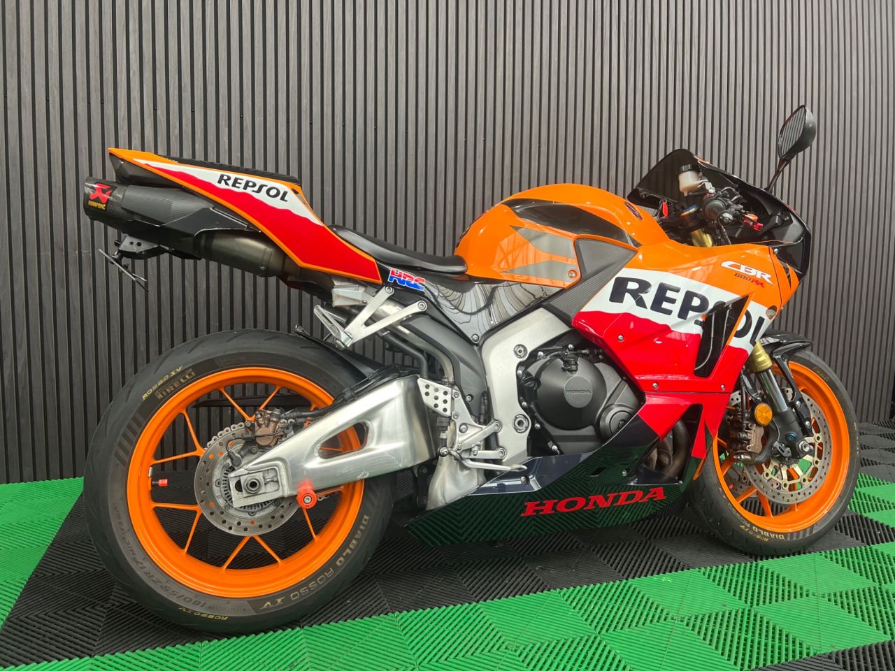 Used Honda CBR600RR for sale - 78435582: Photo 4