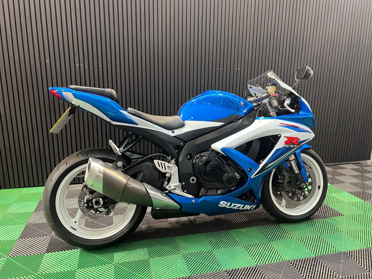 Used Suzuki GSXR600 for sale - 78434906: Photo 4