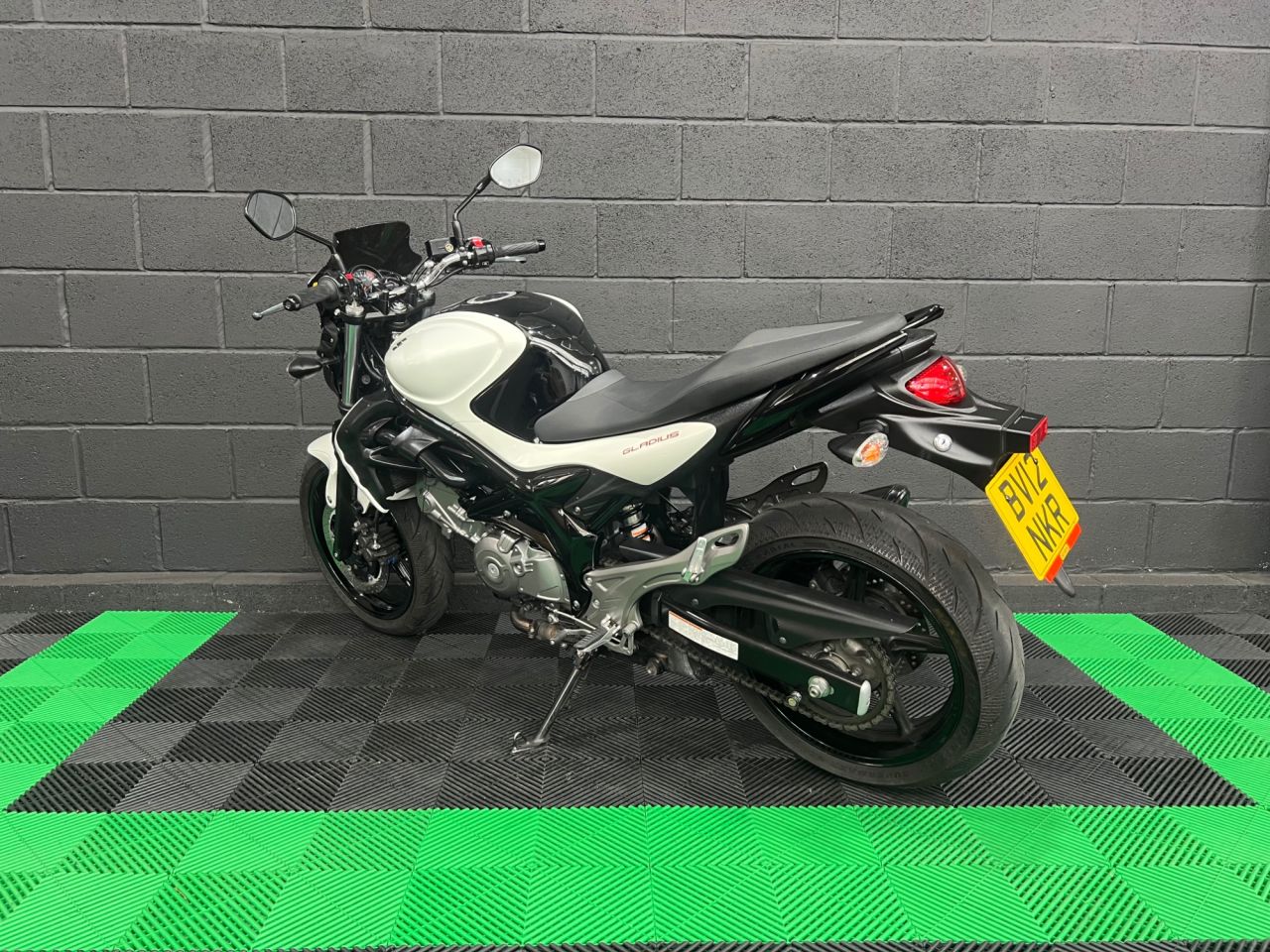 Used Suzuki Gladius 650 for sale - 78434802: Photo 10