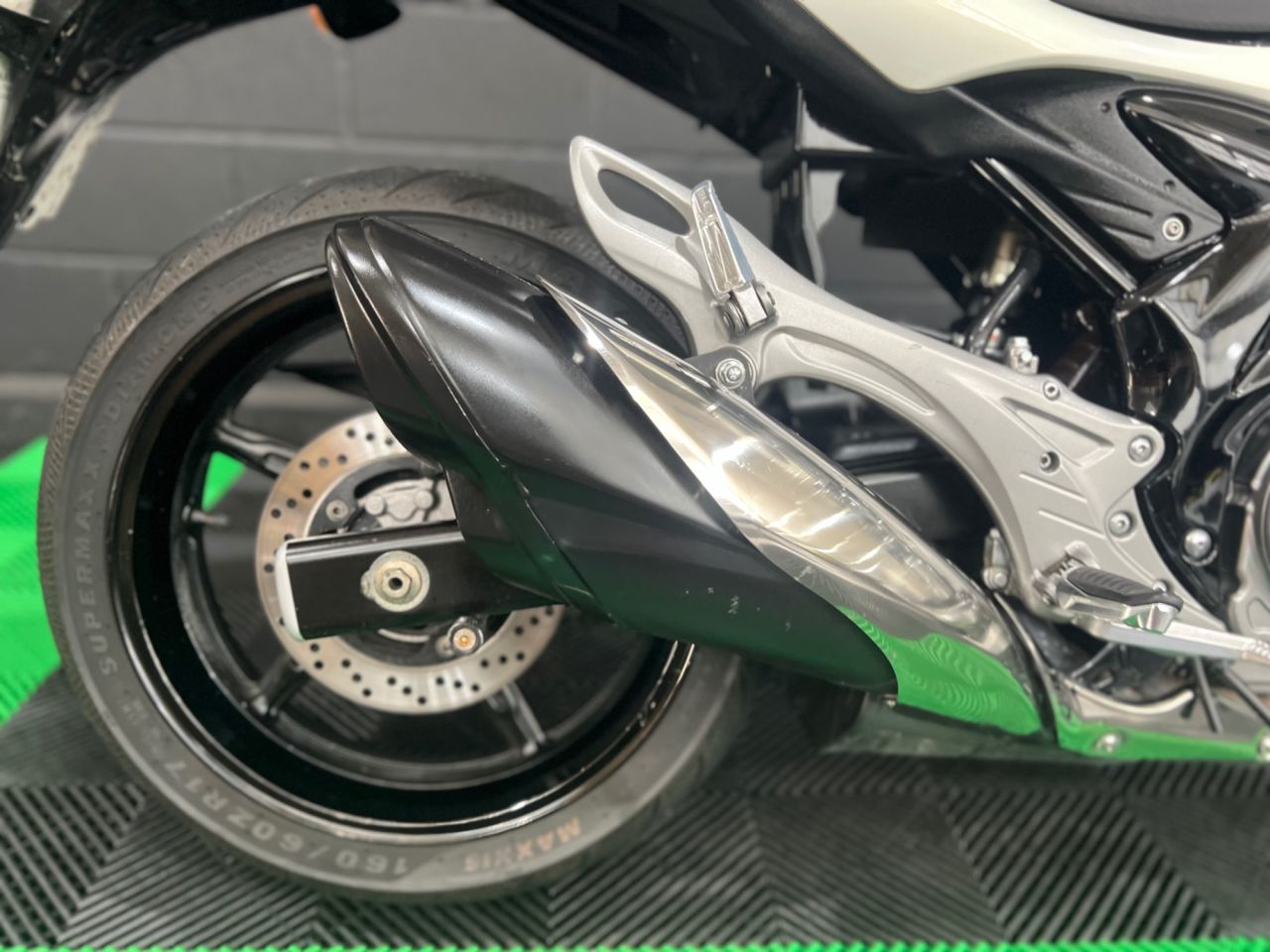 Used Suzuki Gladius 650 for sale - 78434802: Photo 12