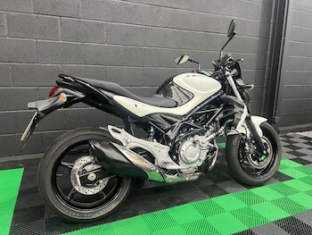 Used Suzuki Gladius 650 undefined for sale - bike-78434802: Photo