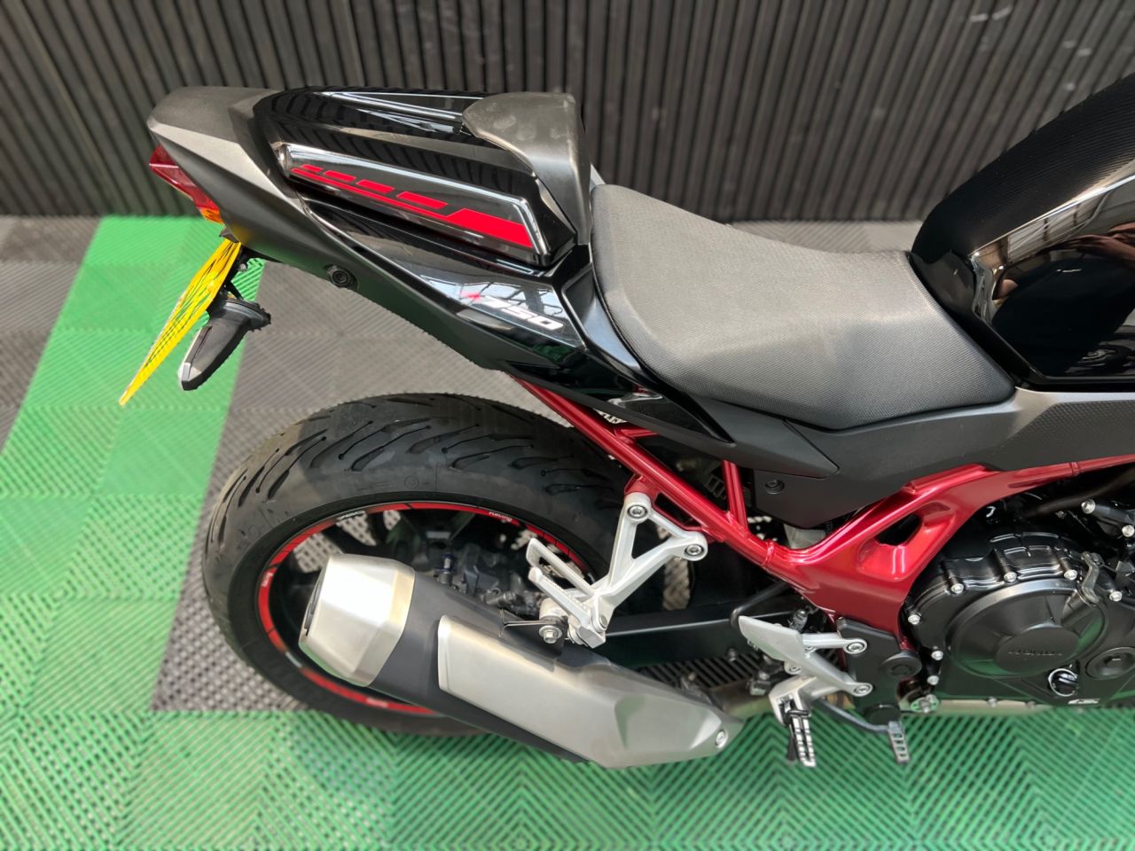 Used Honda CB750 Hornet for sale - 78768066: Photo 15