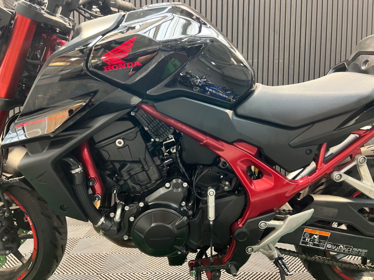 Used Honda CB750 Hornet for sale - 78768066: Photo 19