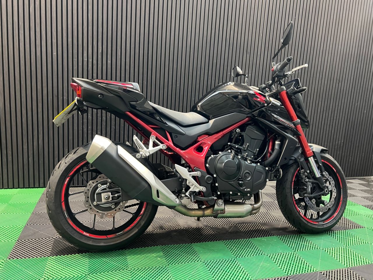 Used Honda CB750 Hornet for sale - 78768066: Photo 4