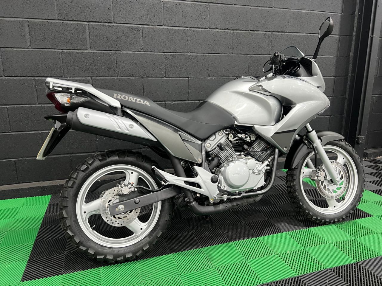 Used Honda XL125 Varadero for sale - 78434912: Photo 4
