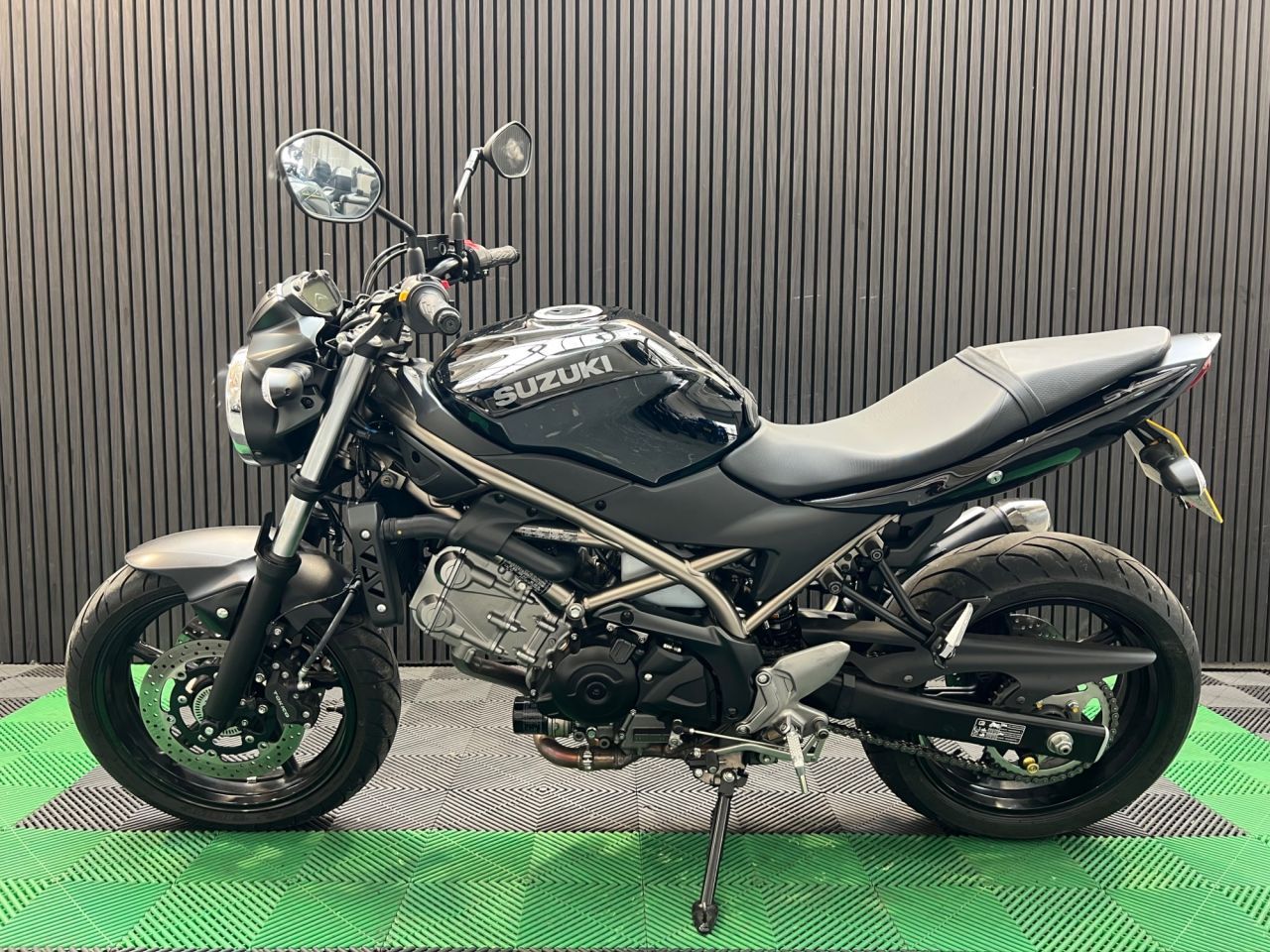 Used Suzuki SV650 for sale - 78883552: Photo 9