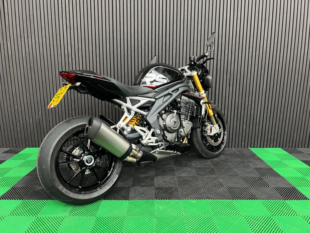 Used Triumph Speed triple 1200 for sale - 78435094: Photo 11