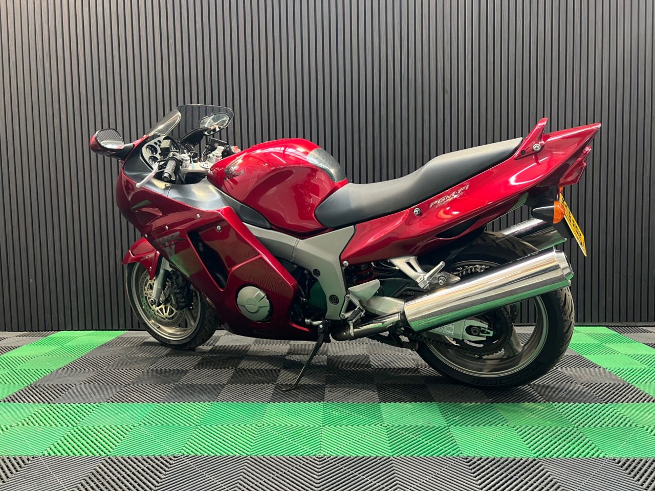 Used Honda CBR1100XX Super Blackbird for sale - 78434916: Photo 10