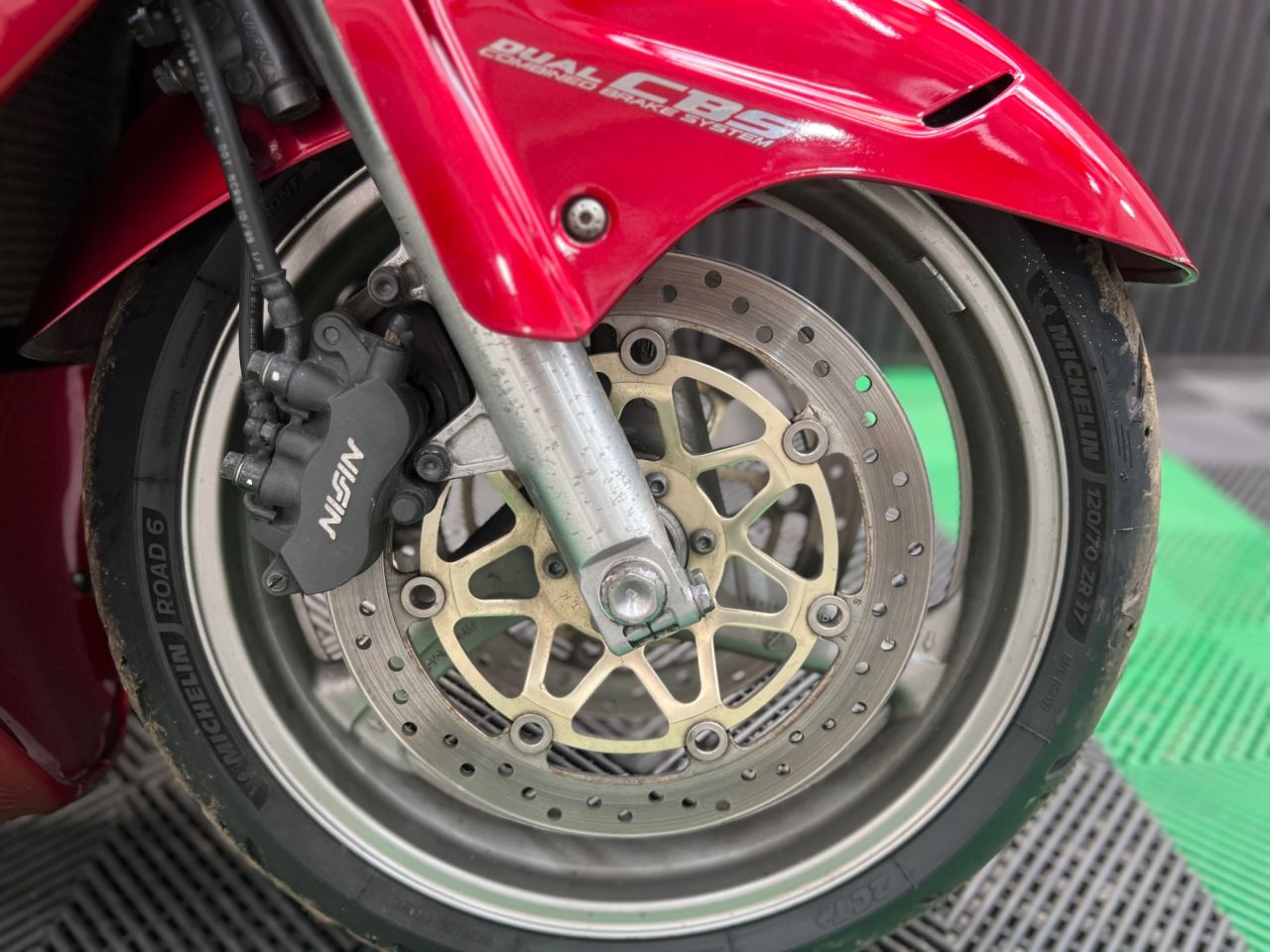 Used Honda CBR1100XX Super Blackbird for sale - 78434916: Photo 16