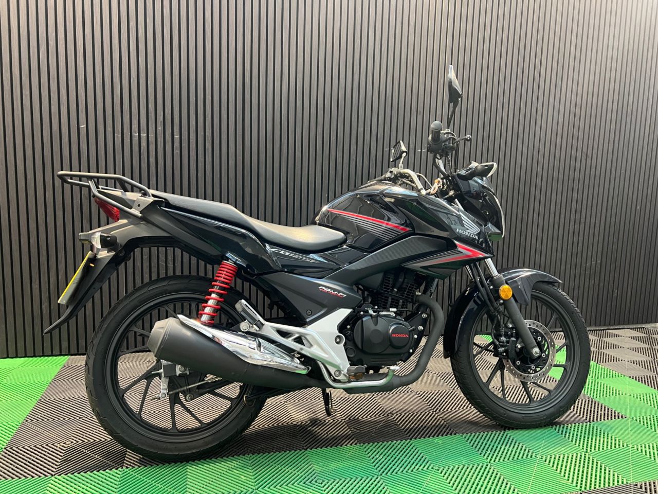 Used Honda CB125F for sale - 78434585: Photo 4