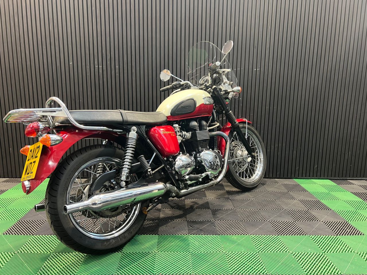 Used Triumph Bonneville T100 for sale - 78434742: Photo 11