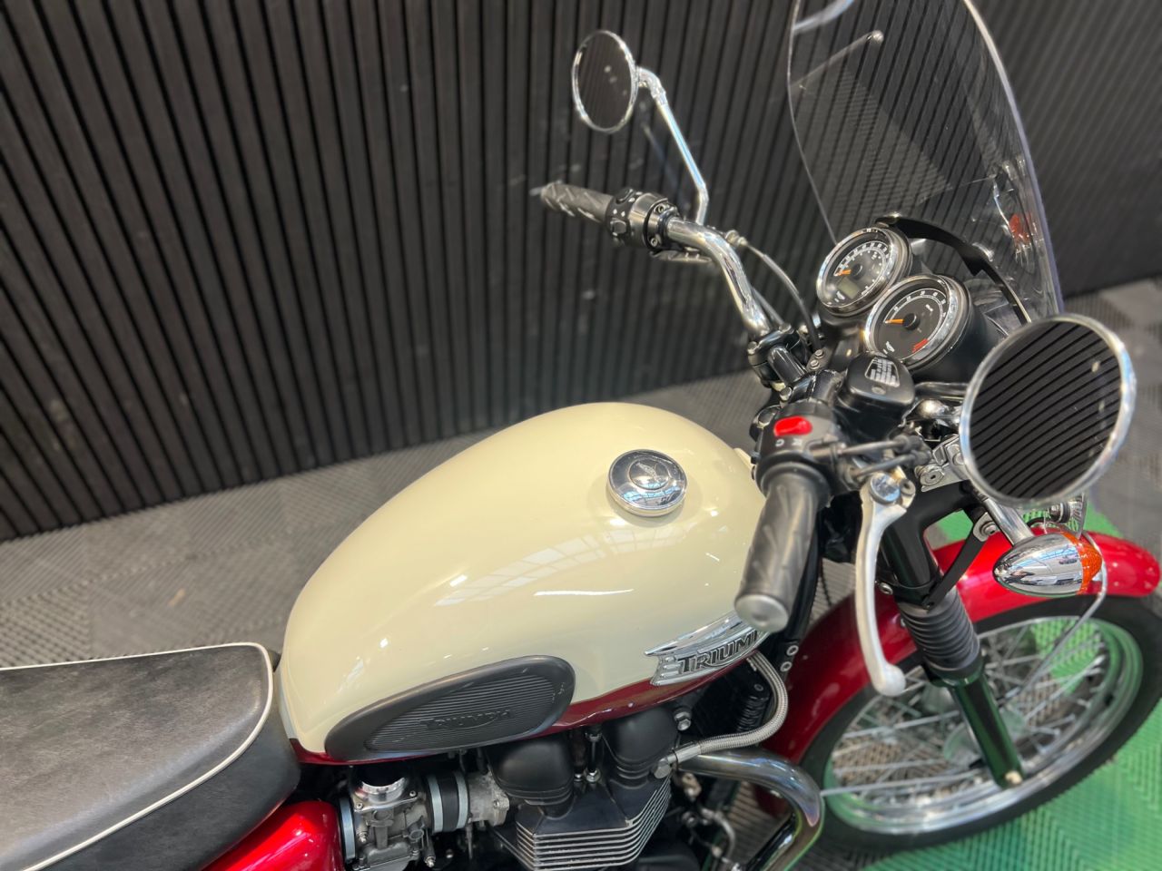 Used Triumph Bonneville T100 for sale - 78434742: Photo 16