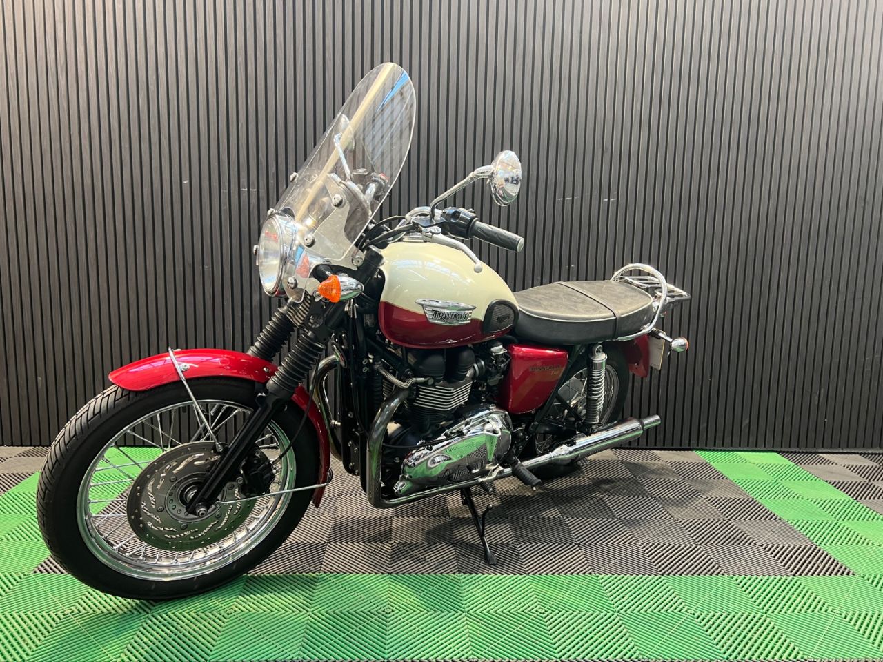 Used Triumph Bonneville T100 for sale - 78434742: Photo 9
