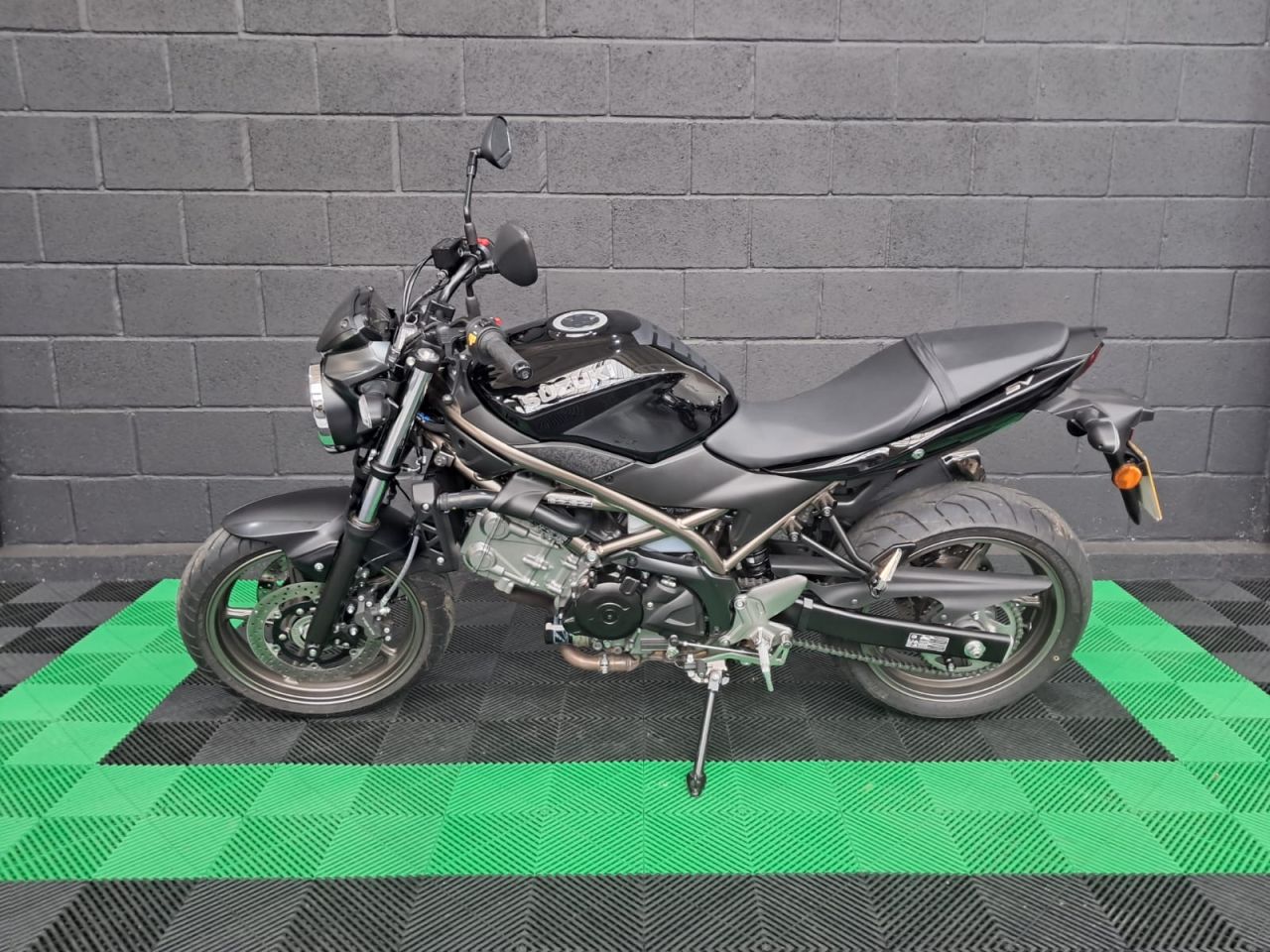 Used Suzuki DL 650 for sale - 78435040: Photo 9