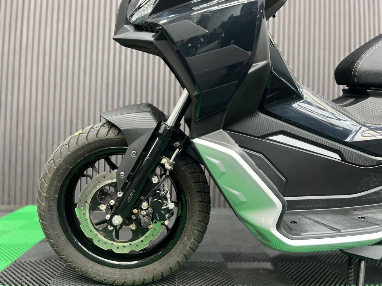 Used Aprilia SR GT for sale - 78435366: Photo 18