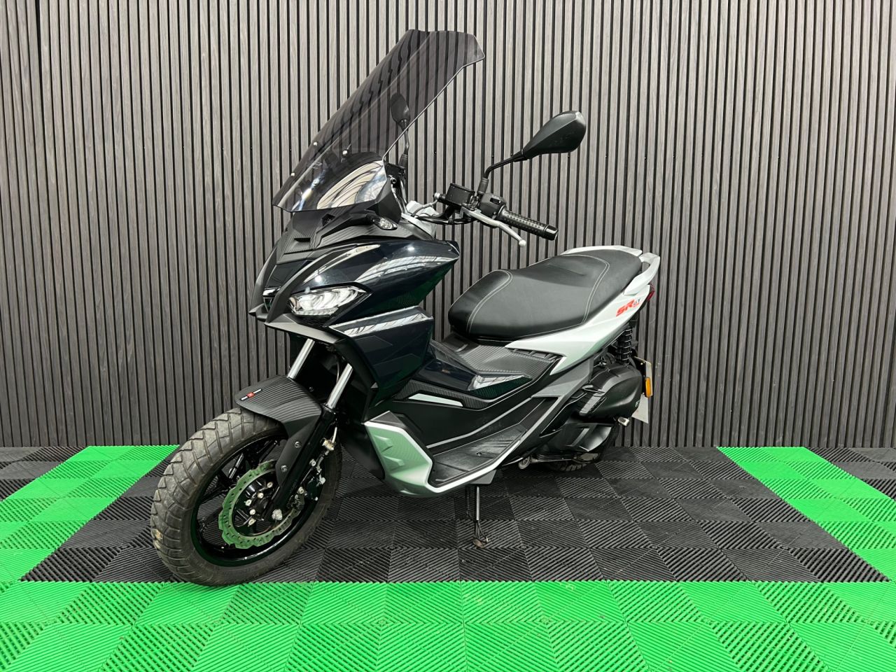 Used Aprilia SR GT for sale - 78435366: Photo 9