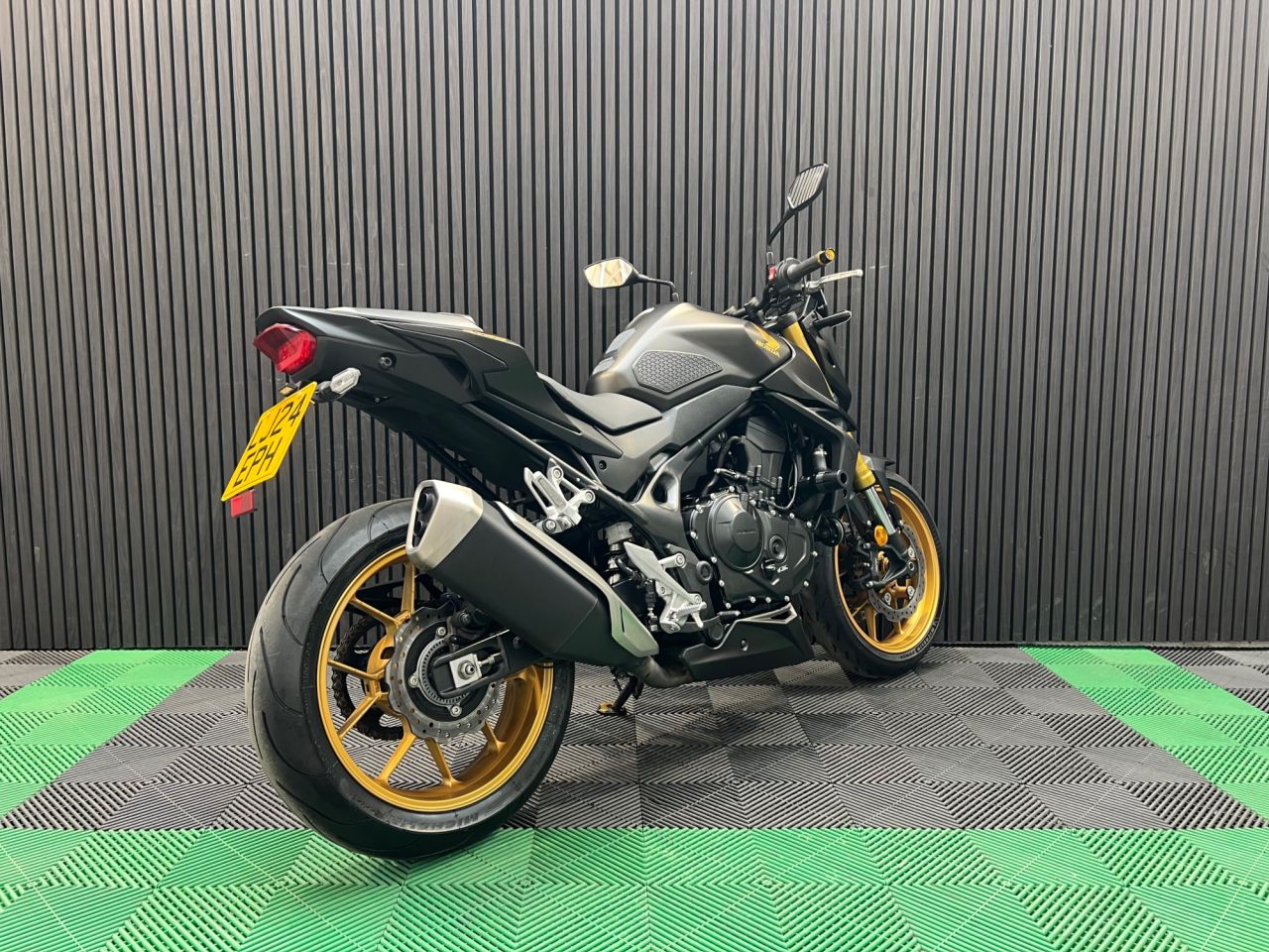 Used Honda CB750 Hornet for sale - 78640107: Photo 11