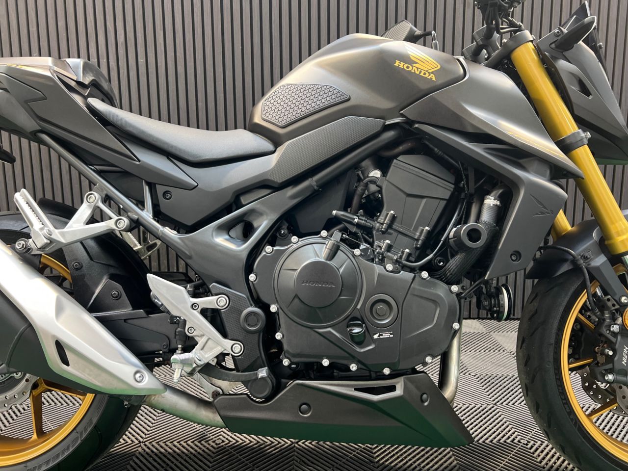 Used Honda CB750 Hornet for sale - 78640107: Photo 13
