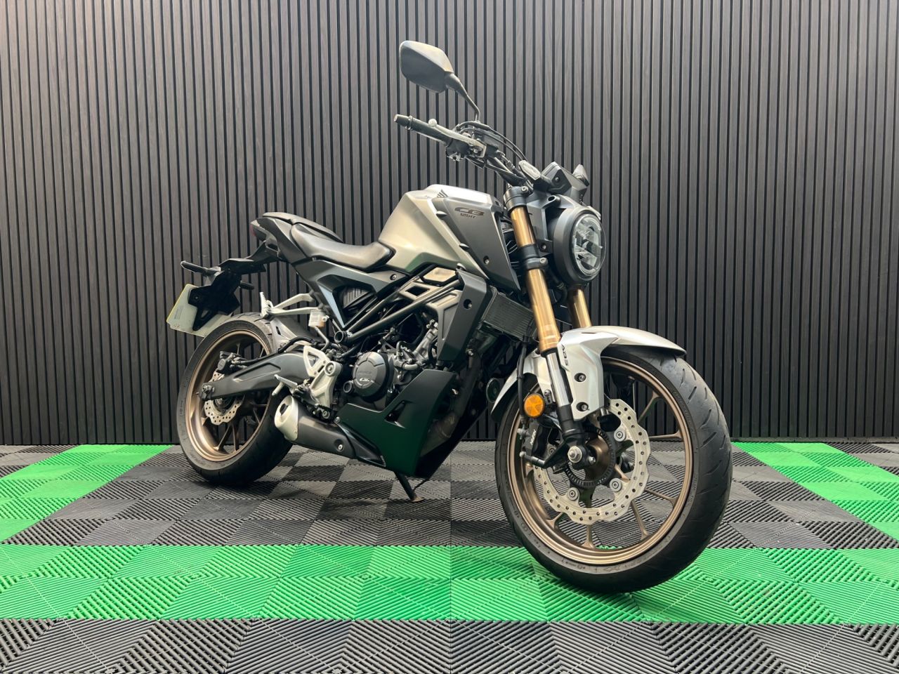 Used Honda CB125R for sale - 78434549: Photo 6