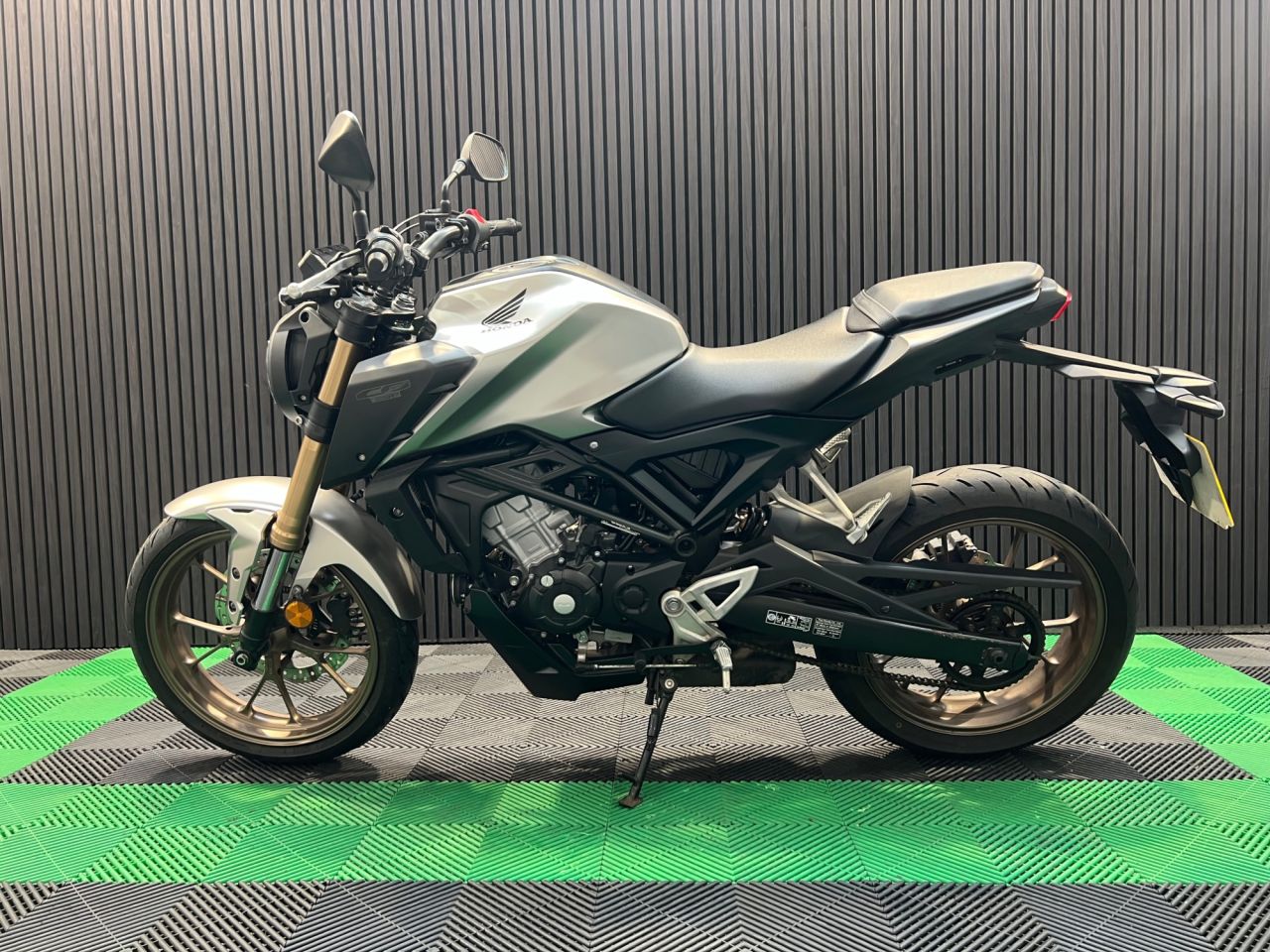 Used Honda CB125R for sale - 78434549: Photo 9