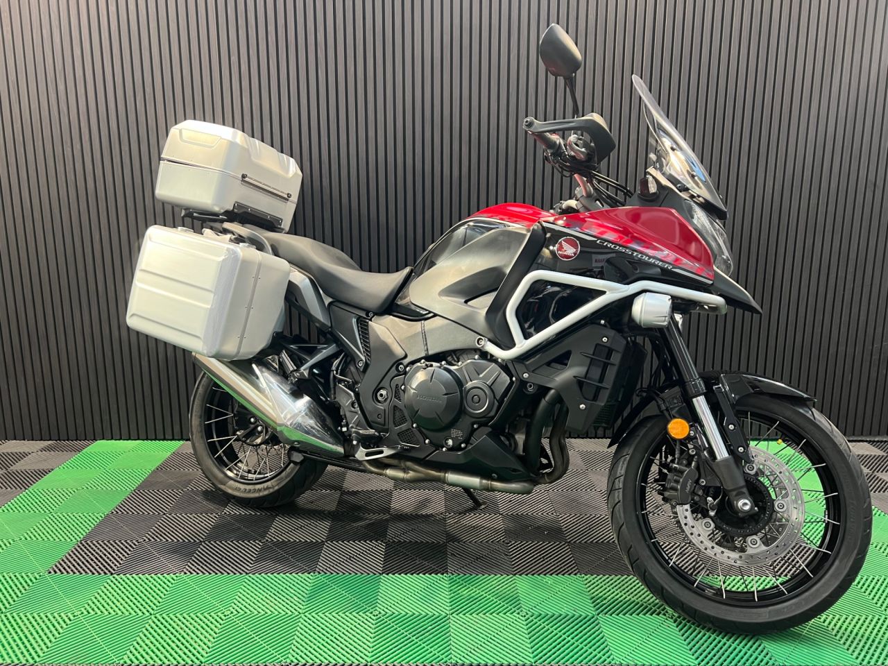 Used Honda VFR1200X Crosstourer for sale - 78435278: Photo 6